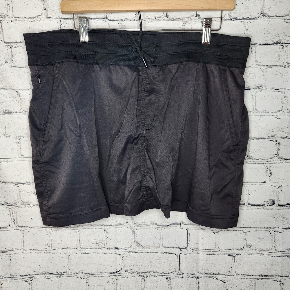 The North Face Women's Black Skirt Skort‎ Size XL